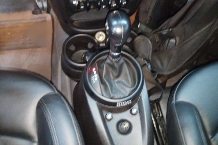 Used MINI Countryman 2011 1.6T COOPER S ALL4 Gear Lever