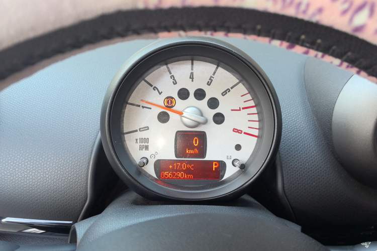 Used MINI Countryman 2011 1.6L COOPER Excitement Instrument Cluster