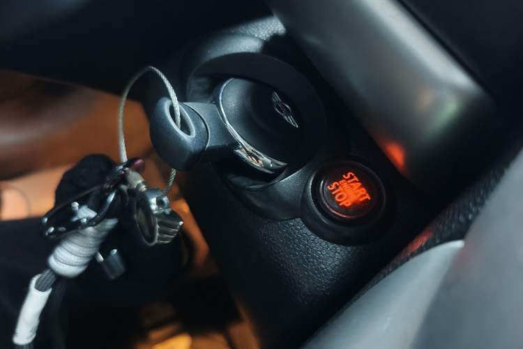 Used MINI Countryman 2011 1.6L COOPER Fun Vehicle Key