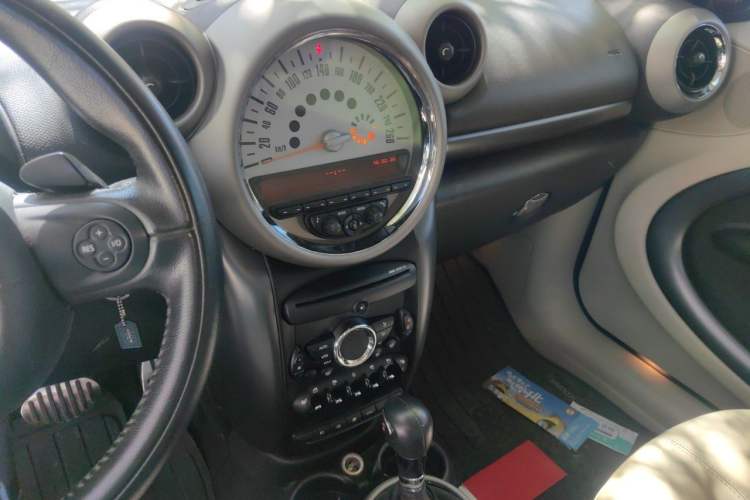Used MINI Countryman 2011 1.6T COOPER S ALL4 Audio And AC Panel