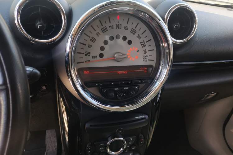 Used MINI Countryman 2011 1.6L COOPER Excitement Audio And AC Panel