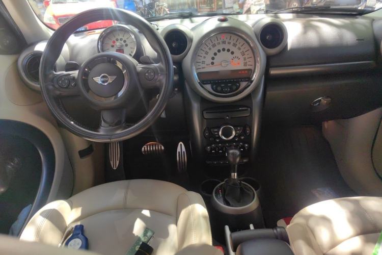 Used MINI Countryman 2011 1.6T COOPER S ALL4 Center Console
