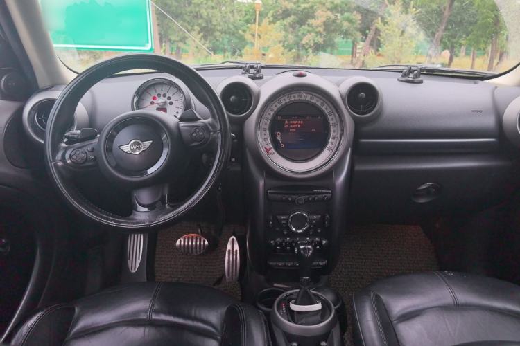 Used MINI Countryman 2011 1.6T COOPER S ALL4 Center Console