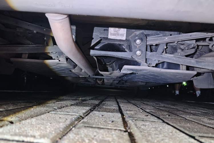 Used MINI Countryman 2011 1.6L COOPER Fun Chassis Front