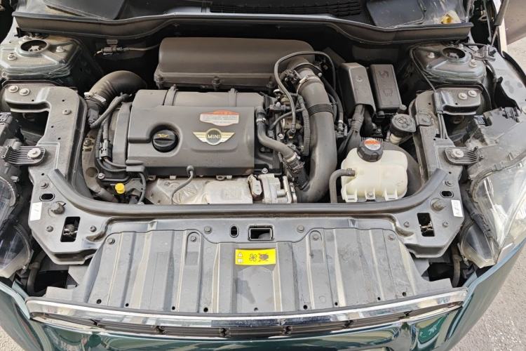 Used MINI Countryman 2011 1.6T COOPER S ALL4 5-seater model Engine Bay