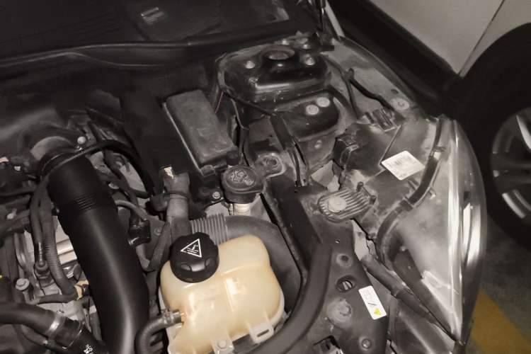 Used MINI Countryman 2011 1.6T COOPER S ALL4 Engine Bay Left