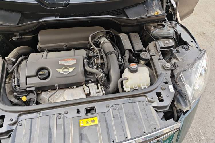 Used MINI Countryman 2011 1.6T COOPER S ALL4 5-seater model Engine Bay Left