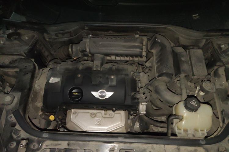 Used MINI Countryman 2011 1.6L COOPER Fun Engine Bay