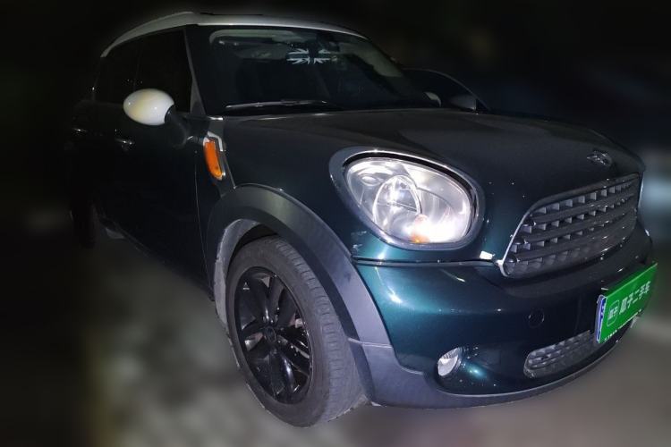 Used MINI Countryman 2011 1.6L COOPER Fun Front Right 45 Deg