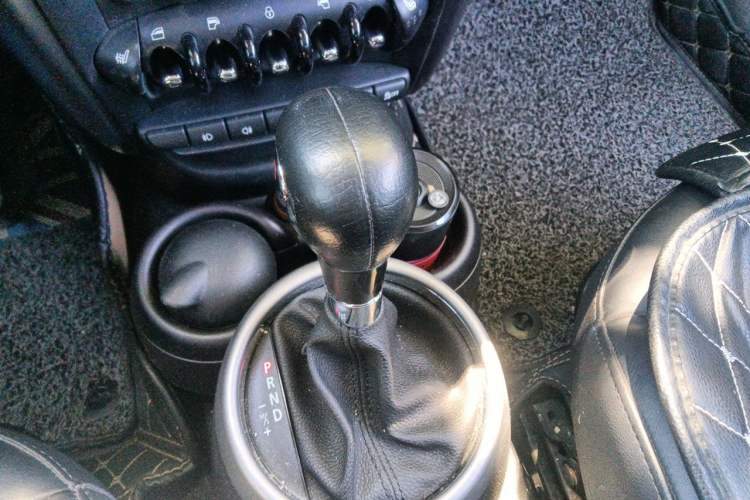 Used MINI Countryman 2011 1.6T COOPER S ALL4 Gear Lever
