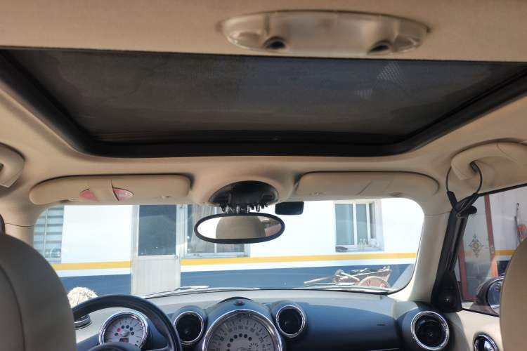 Used MINI Countryman 2011 1.6L COOPER Excitement Headliner