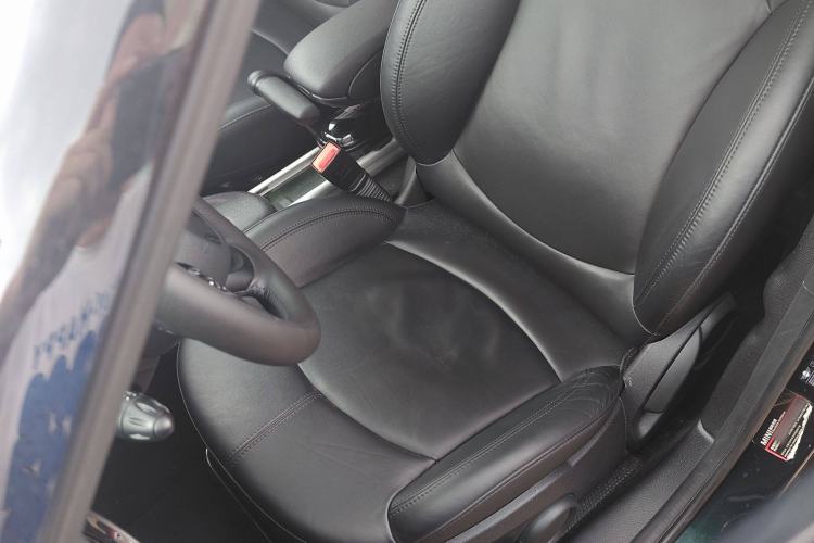 Used MINI Countryman 2011 1.6L COOPER Excitement Left Front Seat