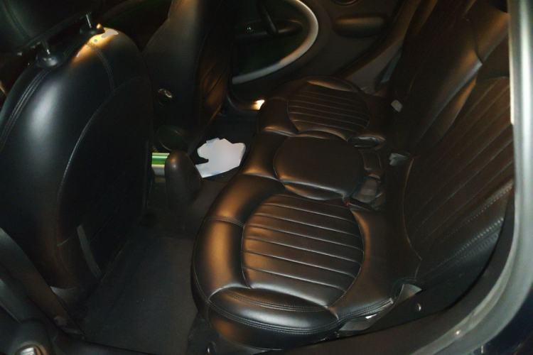 Used MINI Countryman 2011 1.6L COOPER Fun Left Rear Seat