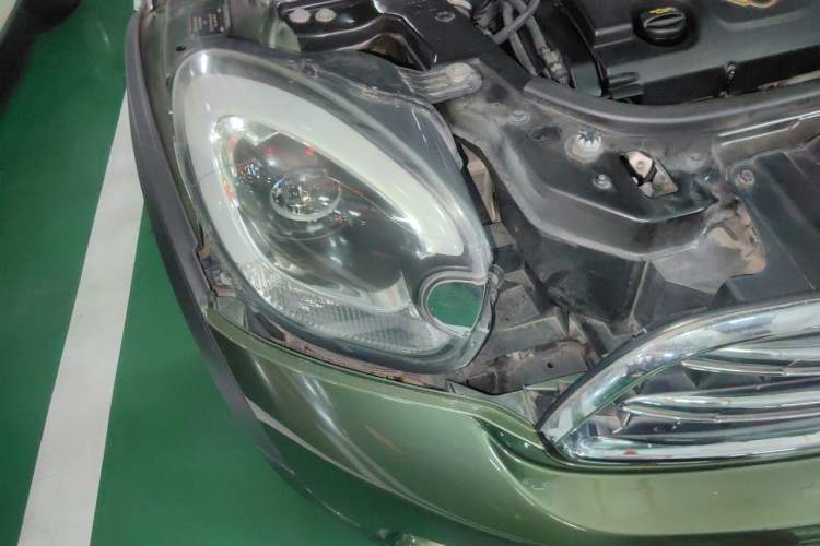 Used MINI Countryman 2011 1.6L COOPER Fun Right Front Headlight