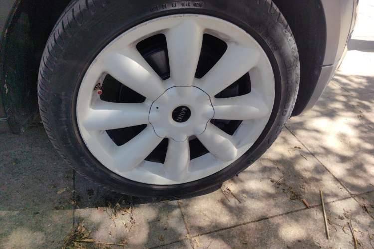 Used MINI Countryman 2011 1.6T COOPER S ALL4 Right Front Wheel Hub