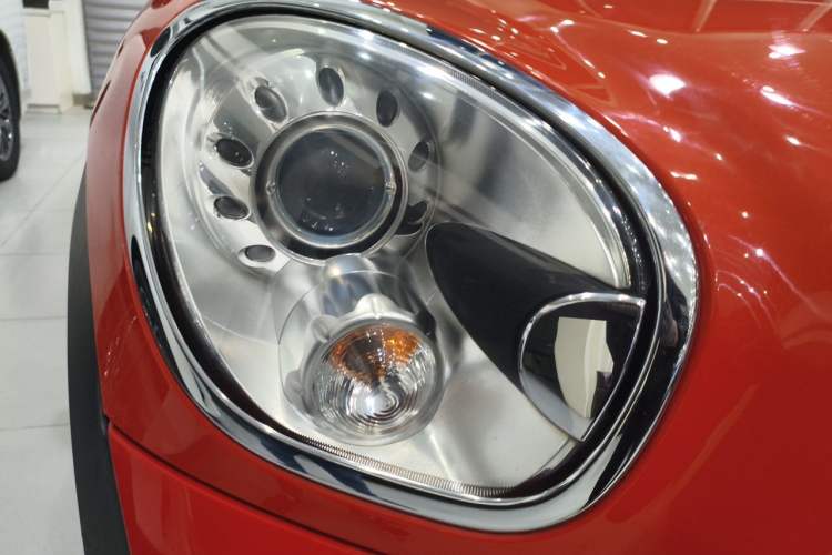 Used MINI Countryman 2011 1.6L COOPER Fun Right Front Headlight
