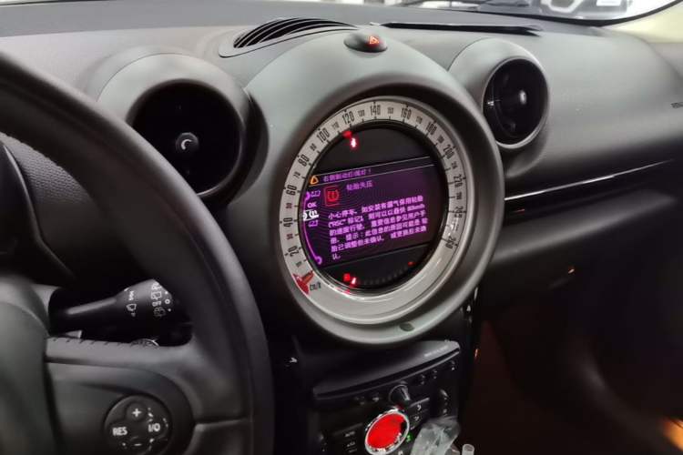 Used MINI Countryman 2011 1.6L COOPER Excitement Audio And AC Panel