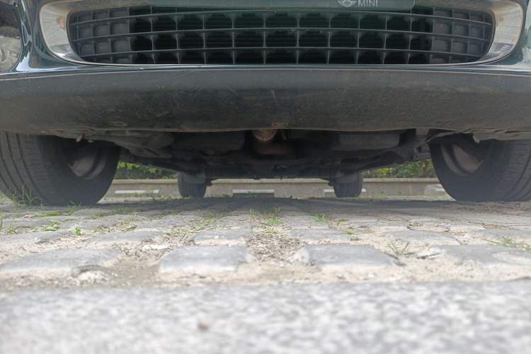 Used MINI Countryman 2011 1.6L COOPER Fun Chassis Front