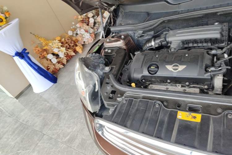 Used MINI Countryman 2011 1.6L COOPER Fun Engine Bay Right