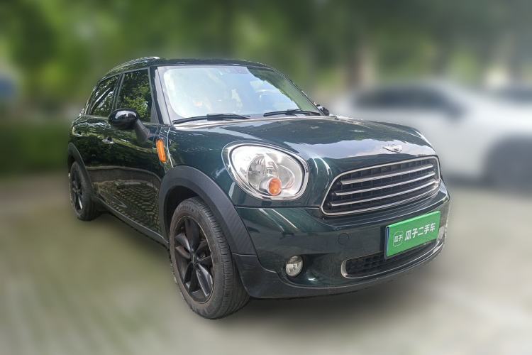 Used MINI Countryman 2011 1.6L COOPER Fun Front Right 45 Deg