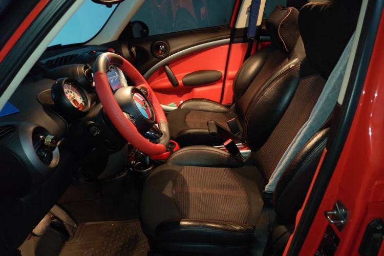 Used MINI Countryman 2011 1.6L COOPER Fun Left Front Seat