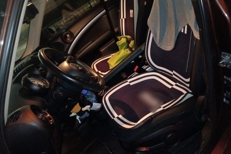 Used MINI Countryman 2011 1.6L ONE Left Front Seat