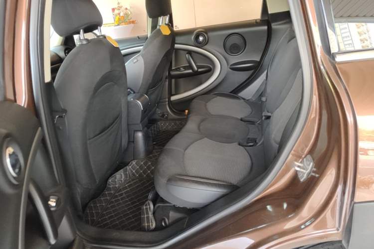 Used MINI Countryman 2011 1.6L COOPER Fun Left Rear Seat