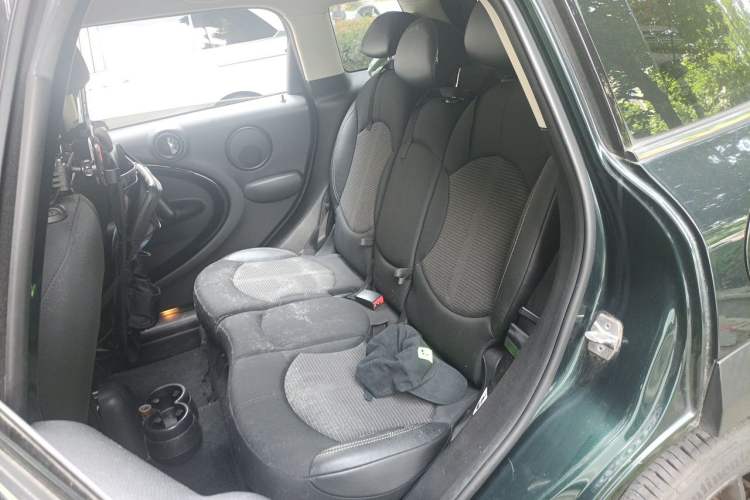 Used MINI Countryman 2011 1.6L COOPER Fun Left Rear Seat