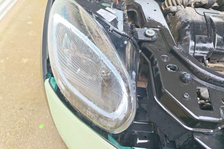 Used MINI Countryman 2011 1.6L COOPER Fun Right Front Headlight