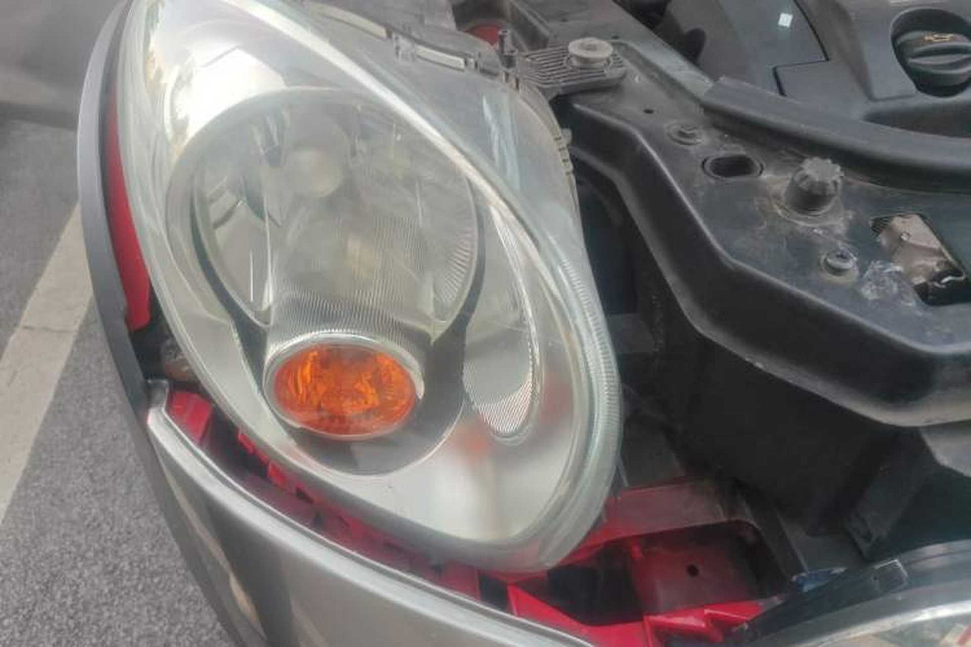 Used MINI Countryman 2011 1.6L COOPER Fun Right Front Headlight