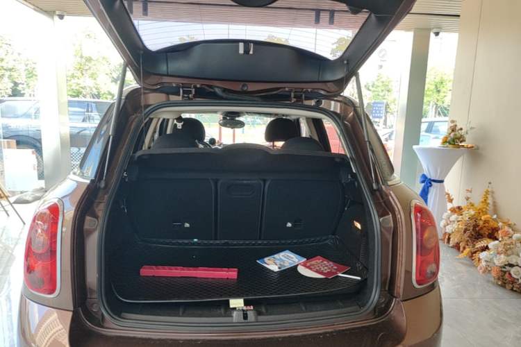 Used MINI Countryman 2011 1.6L COOPER Fun Trunk
