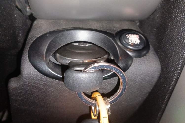 Used MINI Countryman 2011 1.6L ONE Vehicle Key