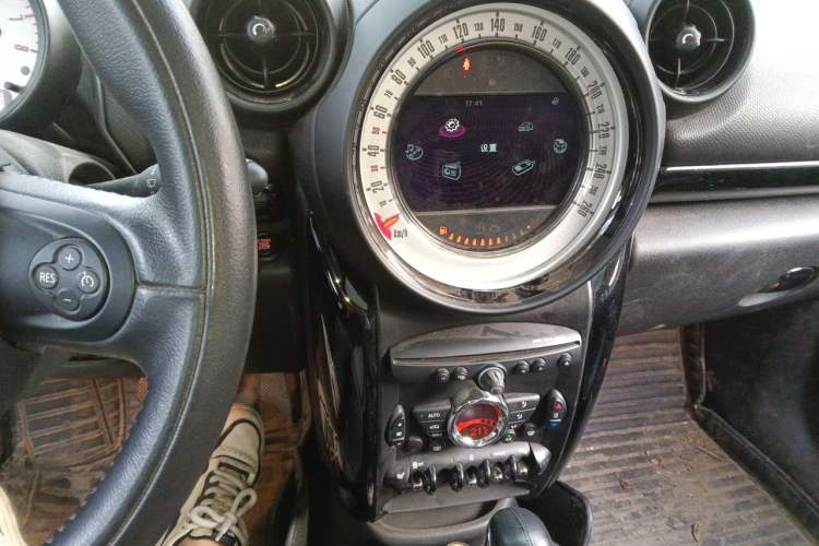 Used MINI Countryman 2011 1.6L COOPER Excitement Audio And AC Panel