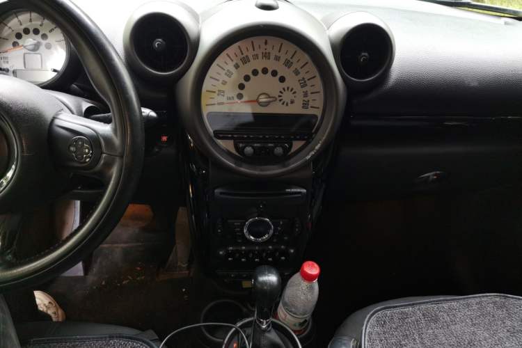 Used MINI Countryman 2011 1.6L COOPER Excitement Audio And AC Panel