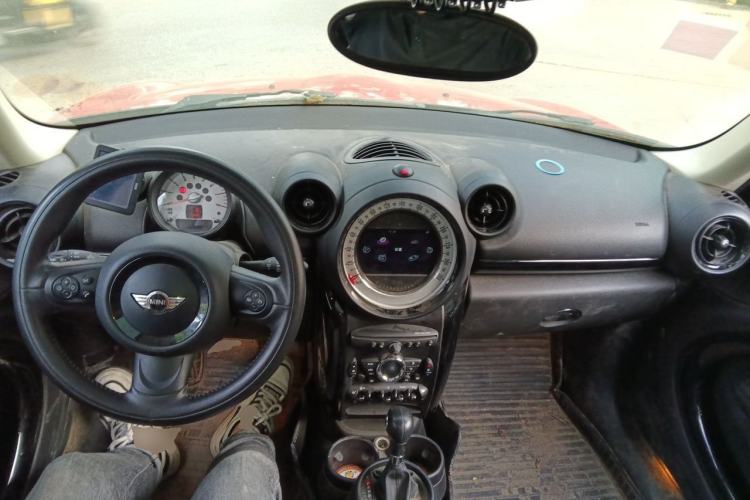Used MINI Countryman 2011 1.6L COOPER Excitement Center Console