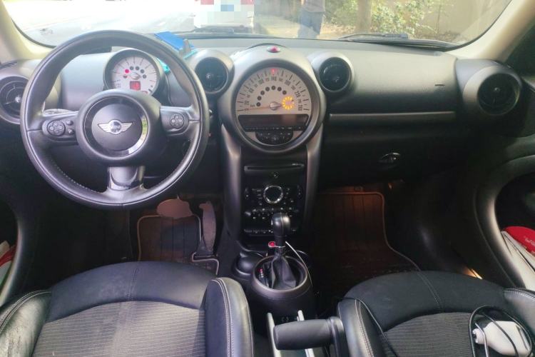 Used MINI Countryman 2011 1.6L COOPER Fun Center Console