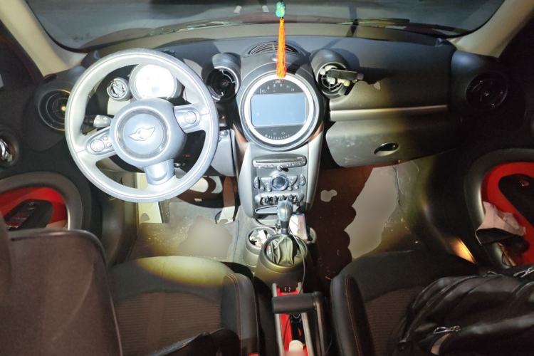 Used MINI Countryman 2011 1.6L COOPER Fun Center Console