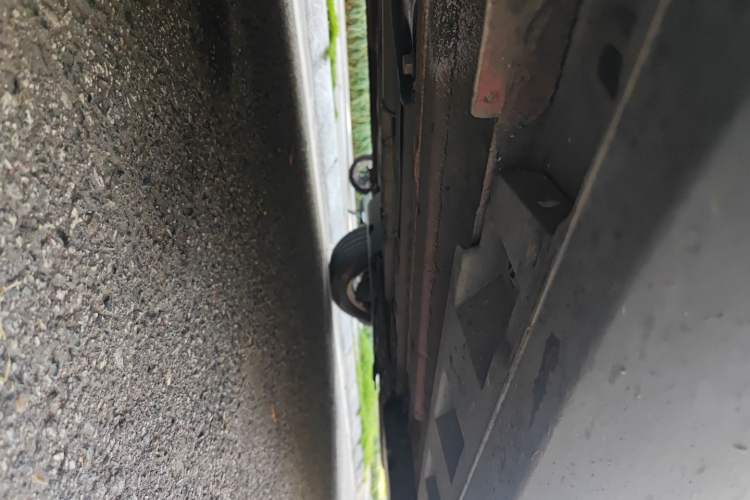Used MINI Countryman 2011 1.6L COOPER Fun Chassis Front Left