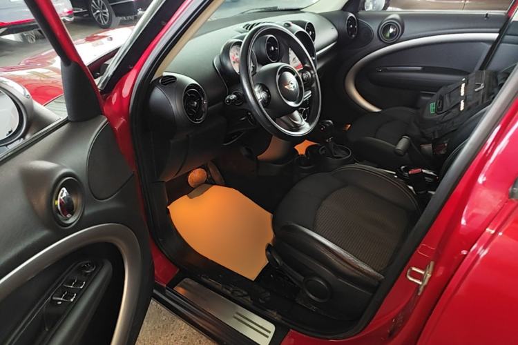 Used MINI Countryman 2011 1.6L COOPER Fun Driver Seat