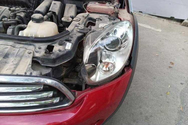 Used MINI Countryman 2011 1.6L COOPER Excitement Engine Bay Left