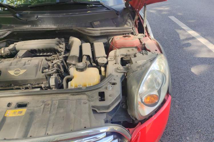 Used MINI Countryman 2011 1.6L COOPER Fun Engine Bay Left
