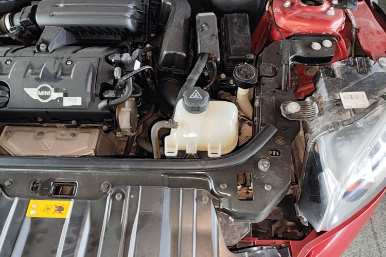 Used MINI Countryman 2011 1.6L COOPER Fun Engine Bay Left