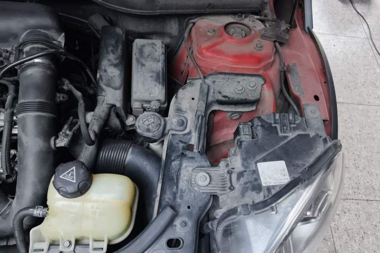 Used MINI Countryman 2011 1.6T COOPER S ALL4 Engine Bay Left