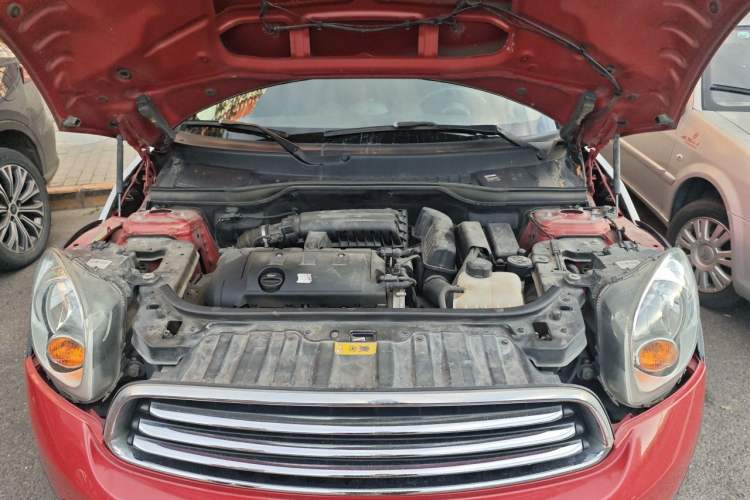 Used MINI Countryman 2011 1.6L ONE Engine Bay