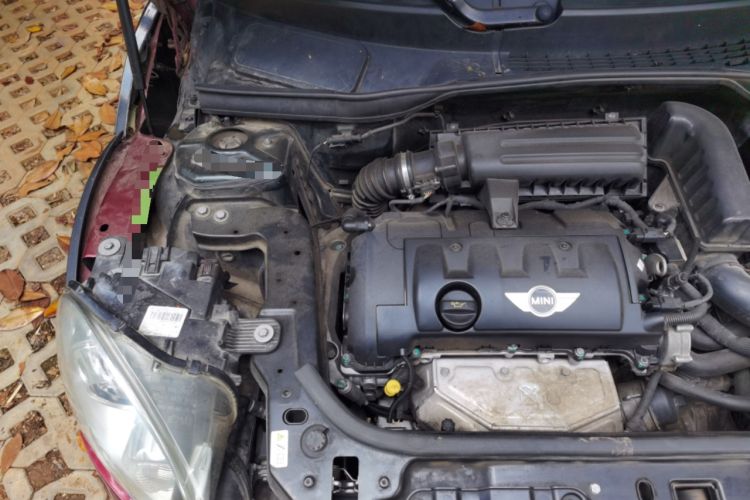 Used MINI Countryman 2011 1.6L COOPER Excitement Engine Bay Right