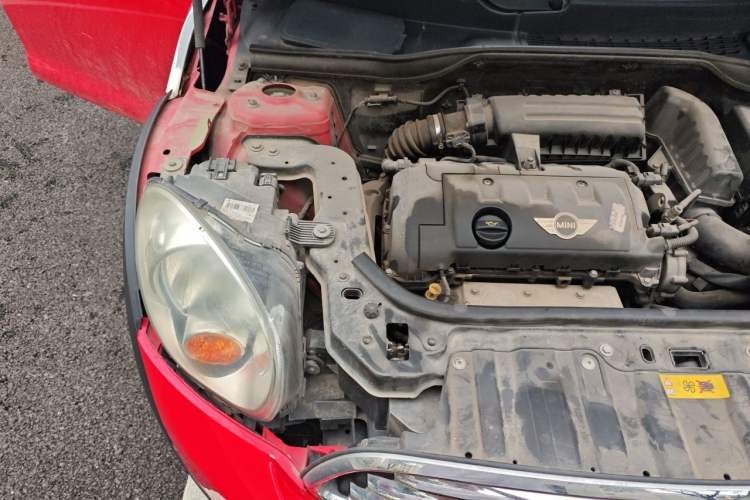 Used MINI Countryman 2011 1.6L COOPER Excitement Engine Bay Right