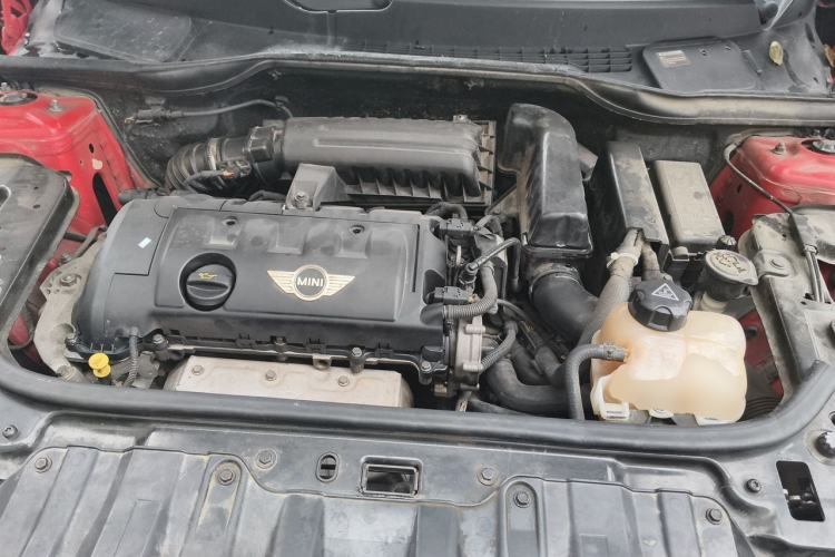 Used MINI Countryman 2011 1.6L COOPER Fun Engine Bay
