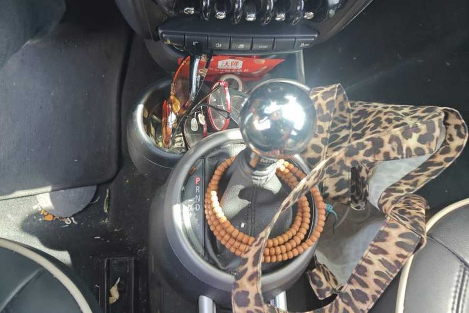 Used MINI Countryman 2011 1.6T COOPER S ALL4 Gear Lever
