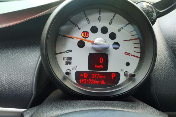 Used MINI Countryman 2011 1.6L COOPER Fun Instrument Cluster