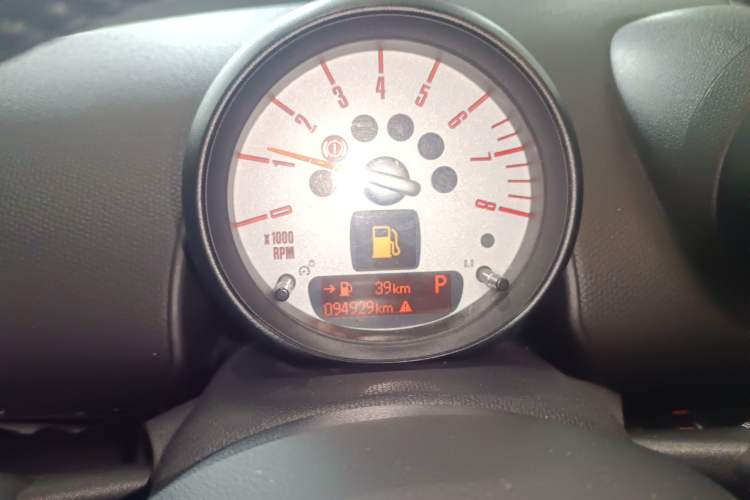 Used MINI Countryman 2011 1.6L COOPER Fun Instrument Cluster